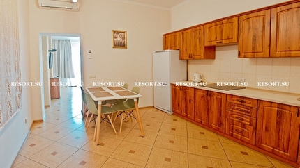 Апартамент 3 (Apart )